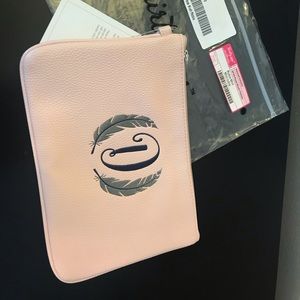 NWT Rubie Mini, Blush Pink thirty-one w strap